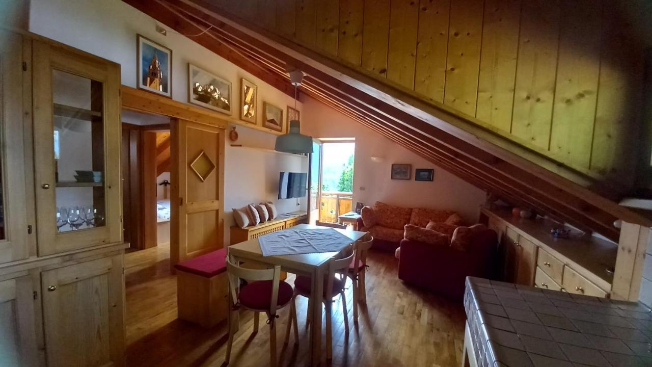 Deliziosa Mansarda Con Vista Dolomiti Lägenhet San Vito di Cadore Exteriör bild